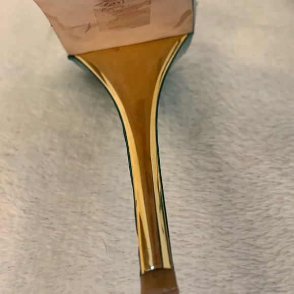 Teal Marciano heels - Picture 5 of 5